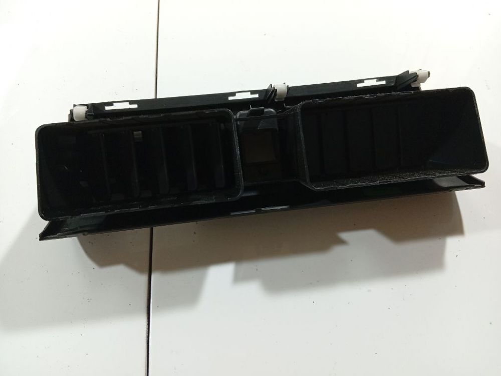 7361062J00 Suzuki Swift 2006 Dash Vent (Air Vent Grille) - Thumbnail 2