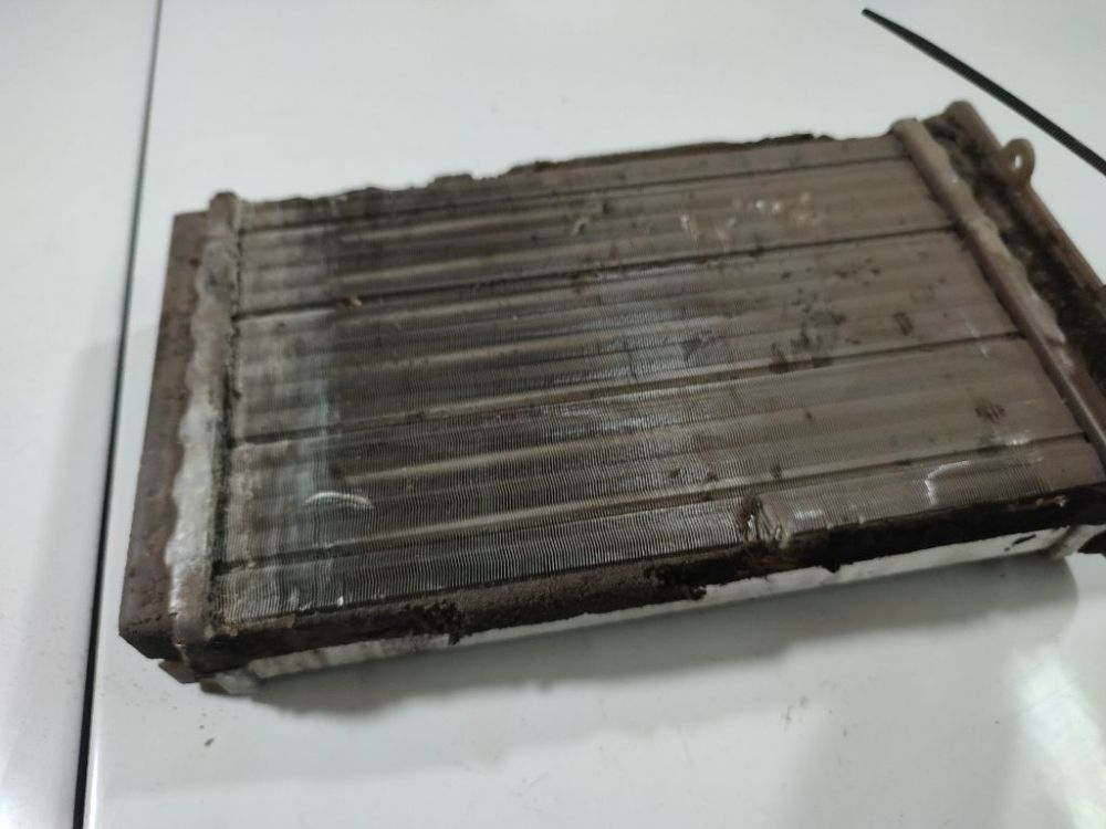 Audi 80 1994 Heater radiator (heater matrix) - Thumbnail 2