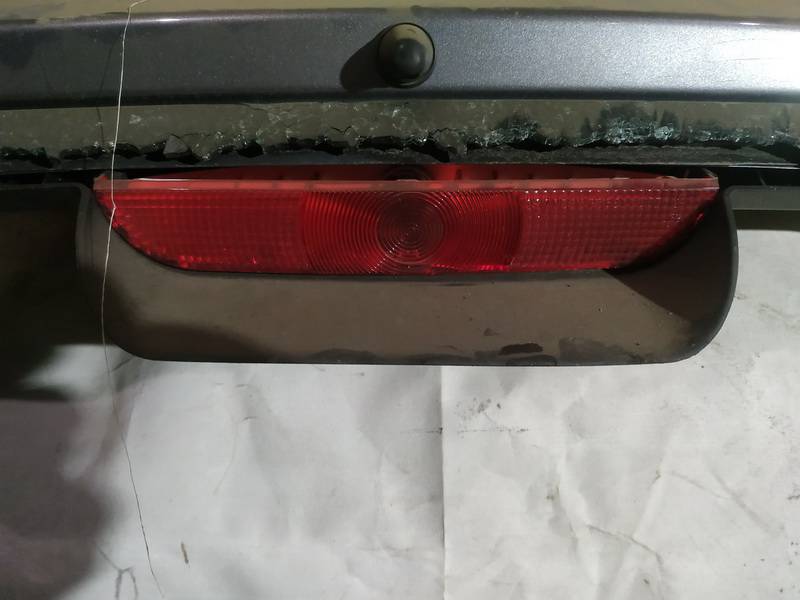 Mazda 3 2005 Dodatkowe światło stopu - Thumbnail 2
