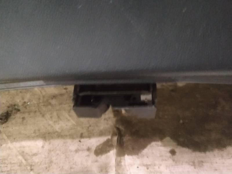 Mazda 3 2005 Zamek tylnej klapy - TYLNE