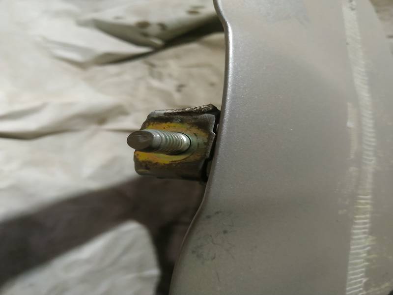 Mazda 3 2005 Zawias tylnej klapy - TYLNE PRAWE