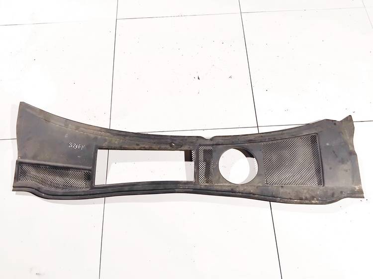 4B1819417B Audi A6 2001 Wiper Muolding - FRONT