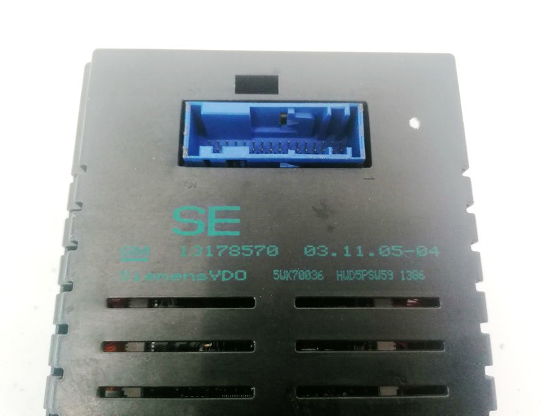 13178570 Opel Zafira 2005 Ekrāns - Thumbnail 3