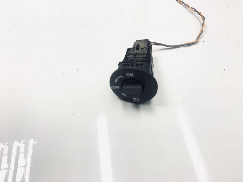 8200169589B Renault Espace 2005 AIRBAG on off Switch (SAFETY ON-OFF SWITCH)