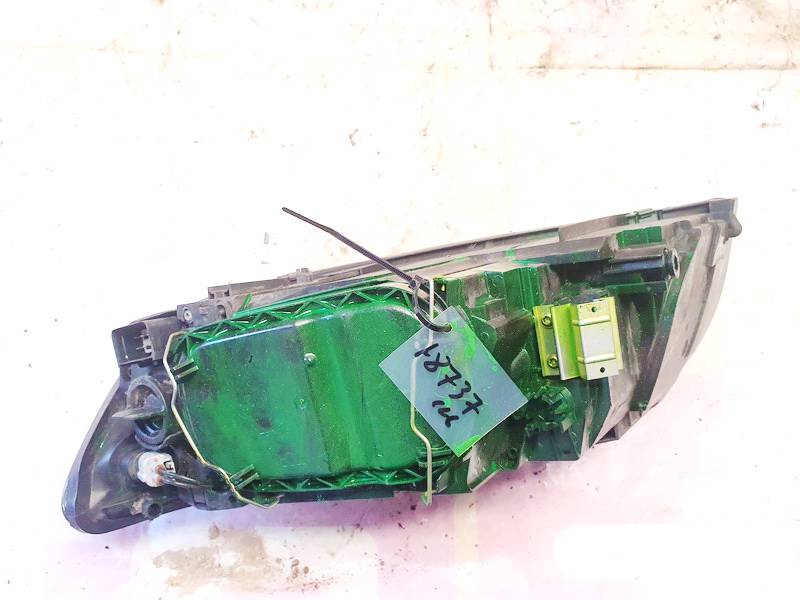 30698886 Volvo V50 2004 Headlight - FRONT RIGHT - Thumbnail 3