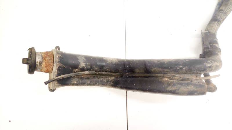 Fiat Grande Punto 2006 fuel filler neck