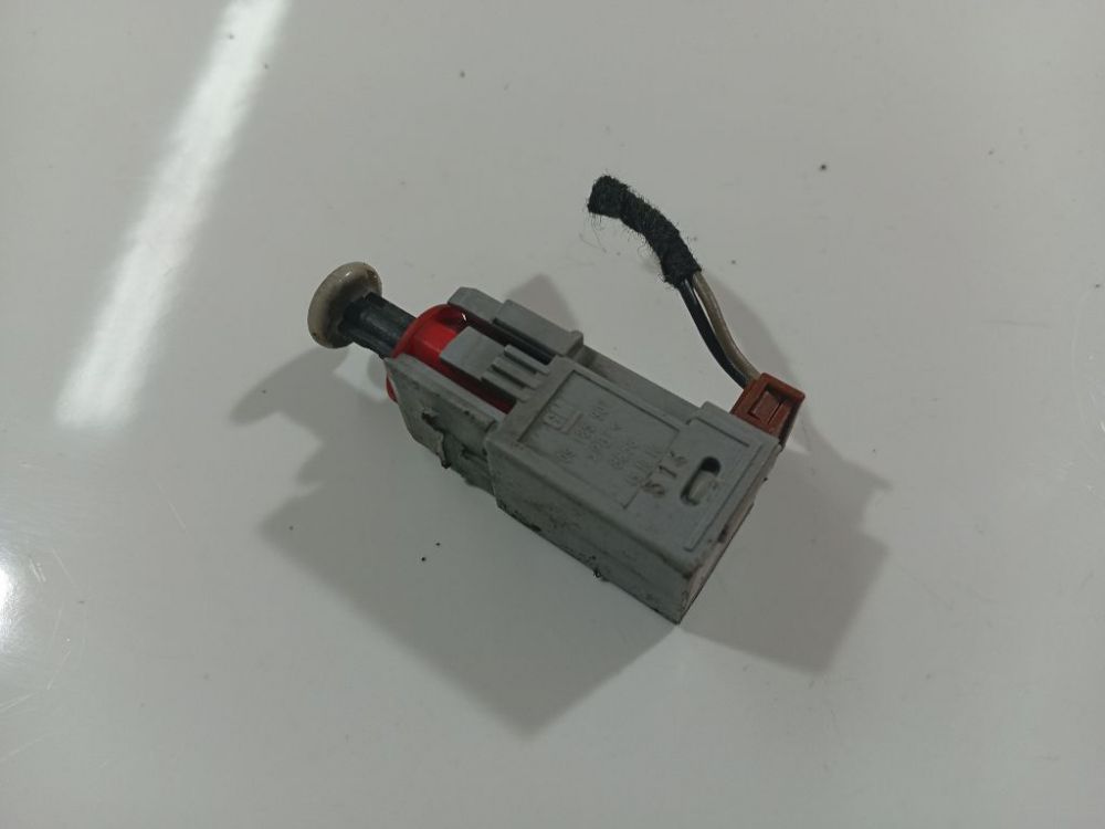 09185907 Opel Astra 2005 Brake Light Switch (sensor) - Switch (Pedal Contact) - Thumbnail 2