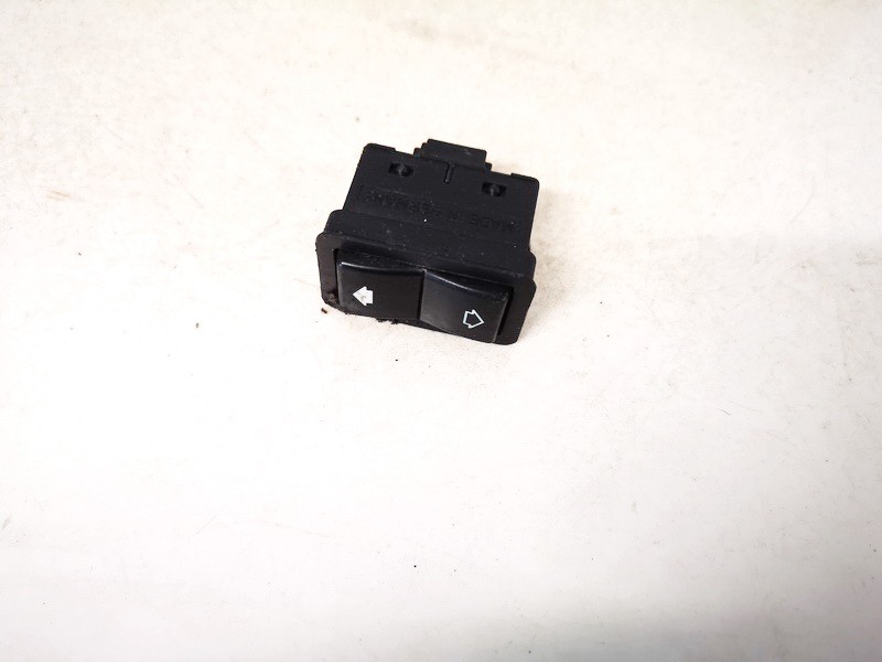 8368974 BMW 5-Series 1997 Power window control (Window Regulator-Window Switch)