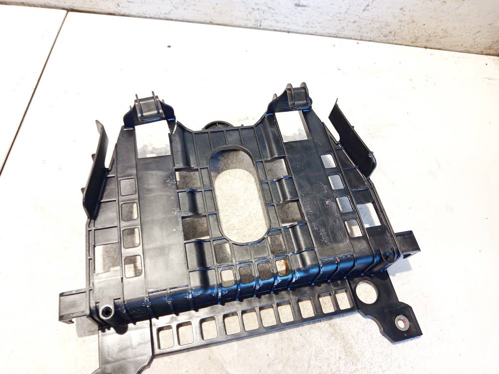 1695453740 Mercedes-Benz A-CLASS 2010 Interior trim