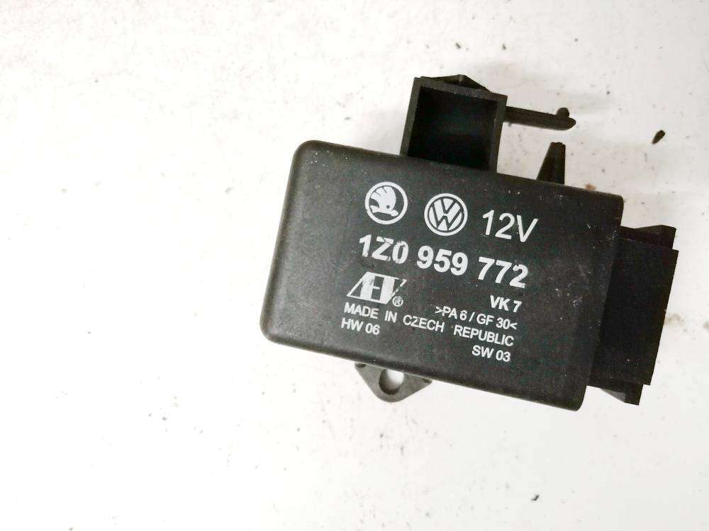 1Z0959772 Skoda Octavia 2006 Citi datori - Thumbnail 3