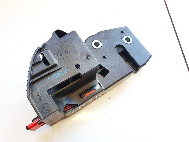 1K0885681E Volkswagen Golf 2010 Seat Lock Latch assembly - Thumbnail 3