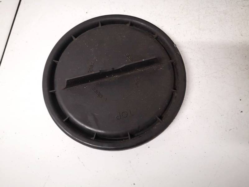 15822200 Volkswagen Crafter 2009 Headlight bulb dust cover cap - FRONT