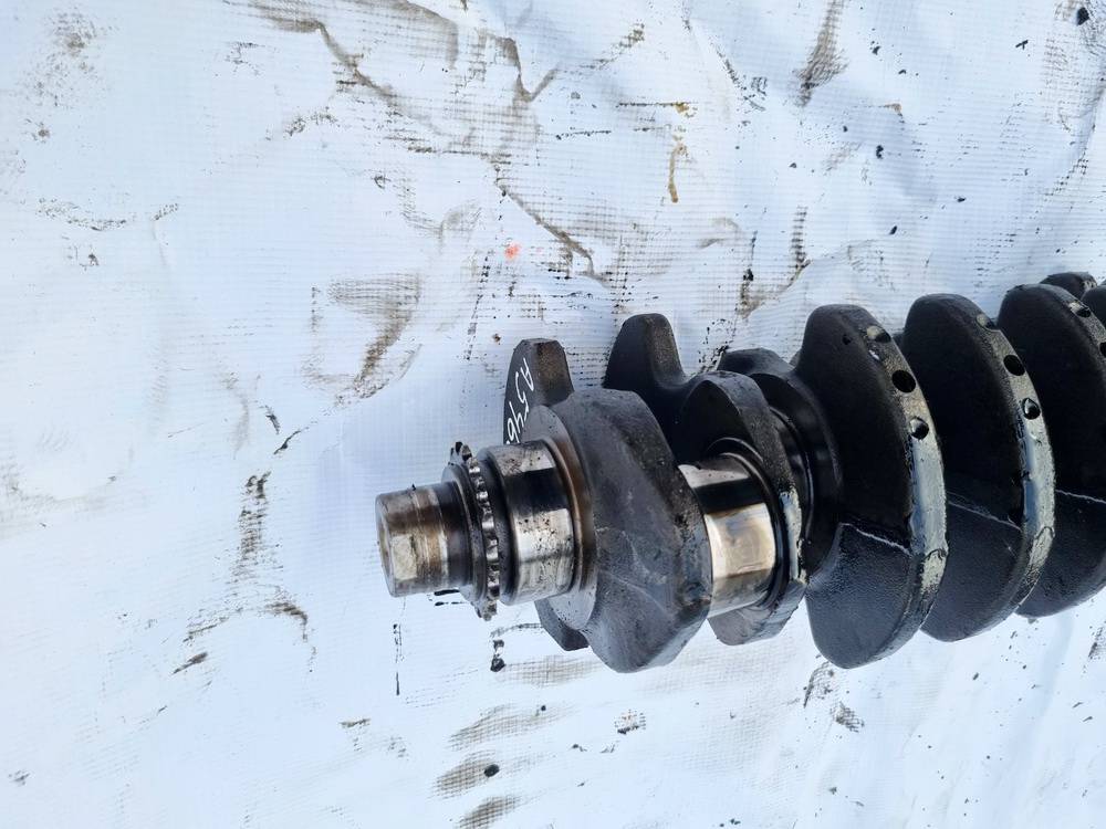 038105189B Volkswagen Passat 2001 Wał korbowy - Thumbnail 3