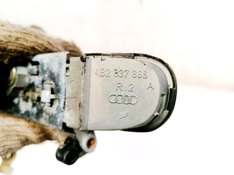 4B2837886 Audi A6 1998 Etuoven ulkokahva - EDESSÄ OIKEALLA - Thumbnail 3