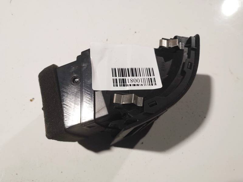 1Z0819702 Skoda Octavia 2008 Dash Vent (Air Vent Grille)