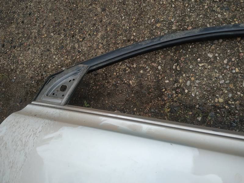 Toyota Avensis 2004 Listwa szyby drzwi - PRZEDNIE LEWE - Thumbnail 3