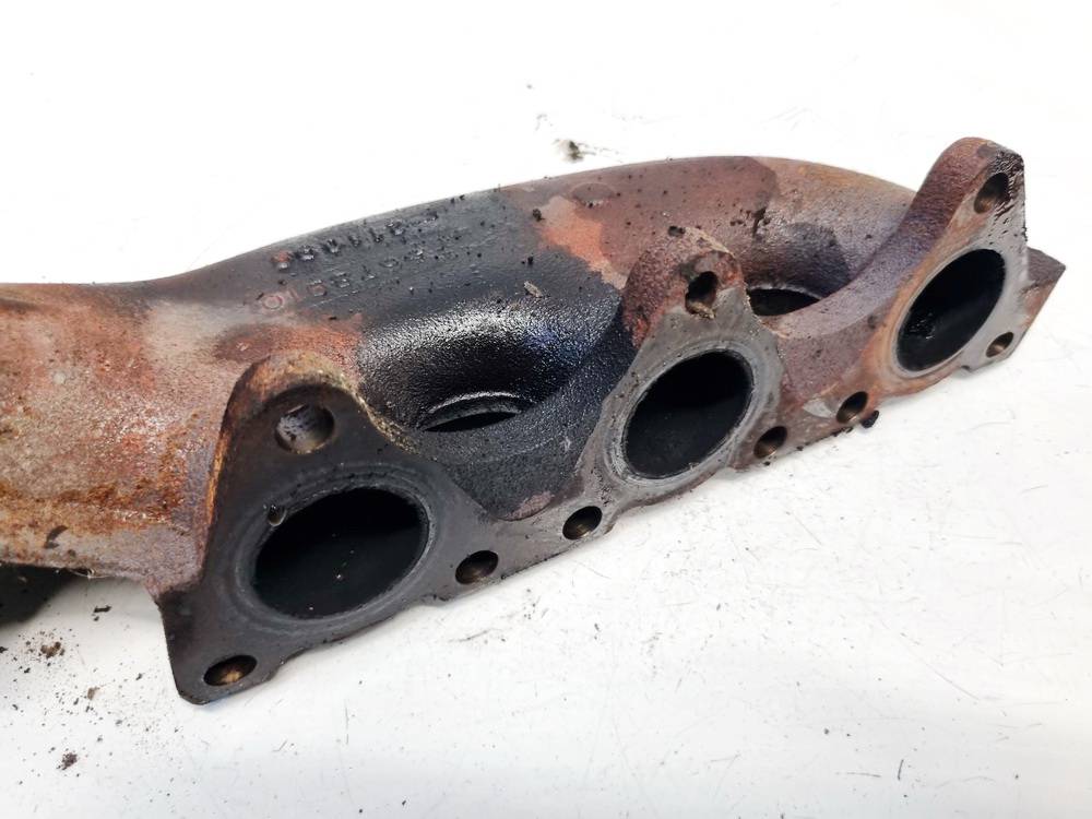 078253034AR Audi A6 1998 Exhaust Manifold - Thumbnail 3