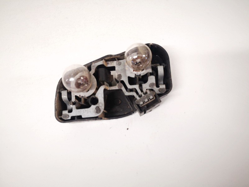 230569L BMW 3-Series 2001 Galiniu zibintu plata