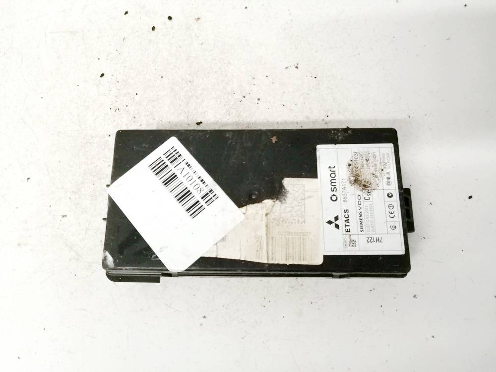 8637A171 Mitsubishi Colt 2007 Komforto blokas