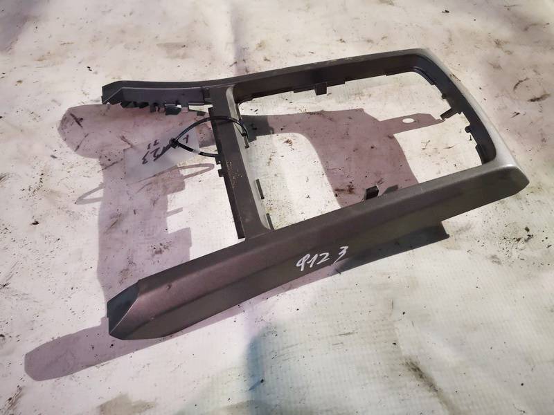 13116961 Opel Astra 2006 Interior trim