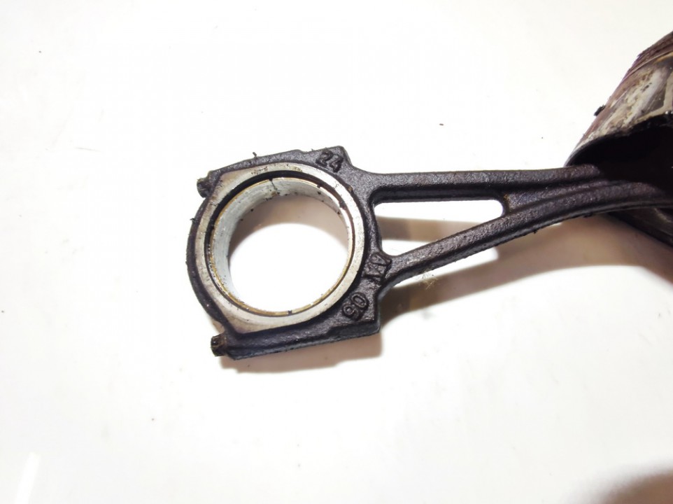 Opel Corsa 2008 Piston and Conrod (Connecting rod) - Thumbnail 3