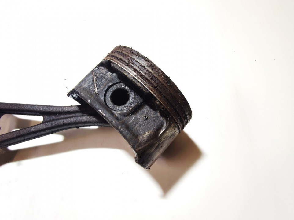 Opel Corsa 2008 Piston and Conrod (Connecting rod) - Thumbnail 2