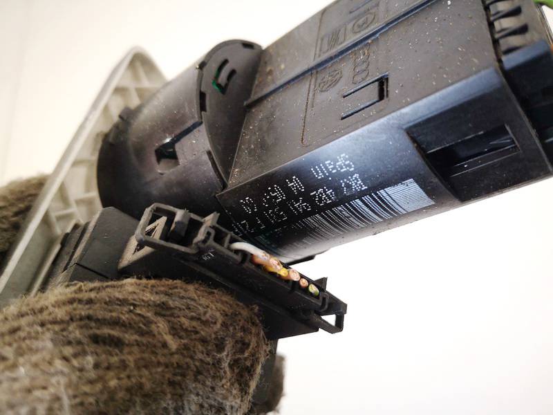 4B2941531F Audi A6 2002 Headlight adjuster switch (Foglight Fog Light Control Switches) - Thumbnail 3