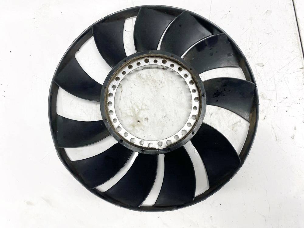 059121301 Audi A6 2000 Fan Blade