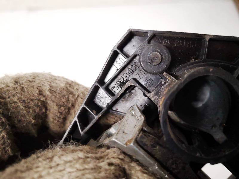 3C0837885J Volkswagen Passat 2007 Arrière Gauche Porte extérieure Poignée - Thumbnail 3