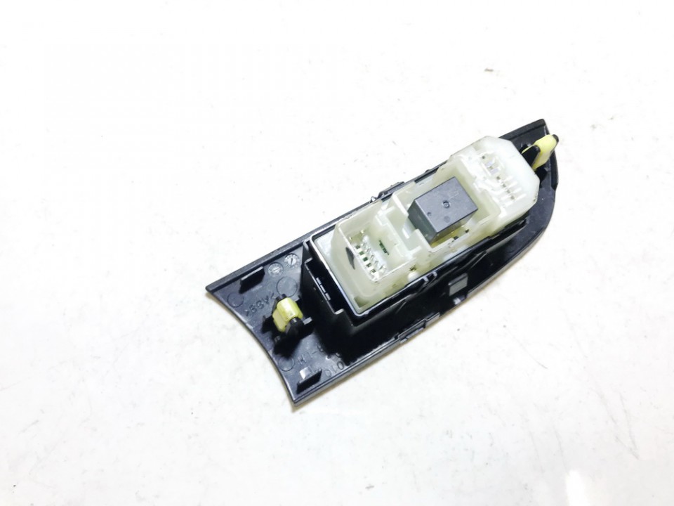 7427253010 Lexus IS - CLASS 2006 Stiklo valdymo mygtukas (lango pakeliko mygtukai) - Thumbnail 3