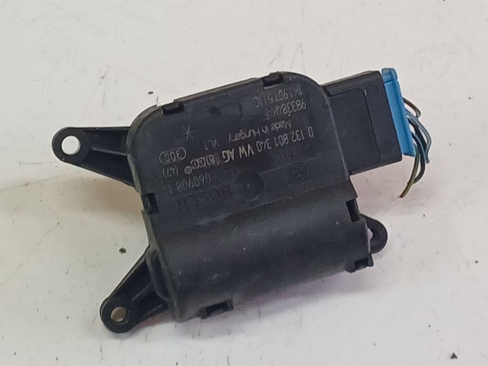 0132801340 Volkswagen Golf 2008 Heater Vent Flap Control Actuator Motor