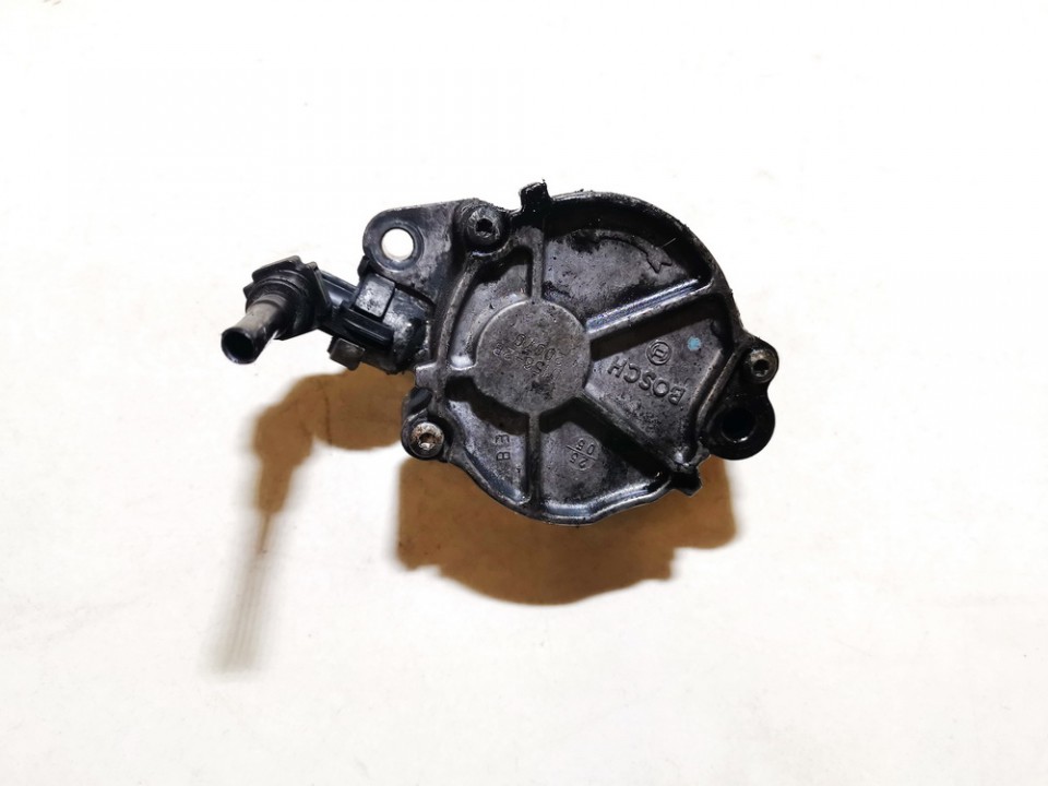 D1562B Peugeot 307 2005 Brake Vacuum Pump