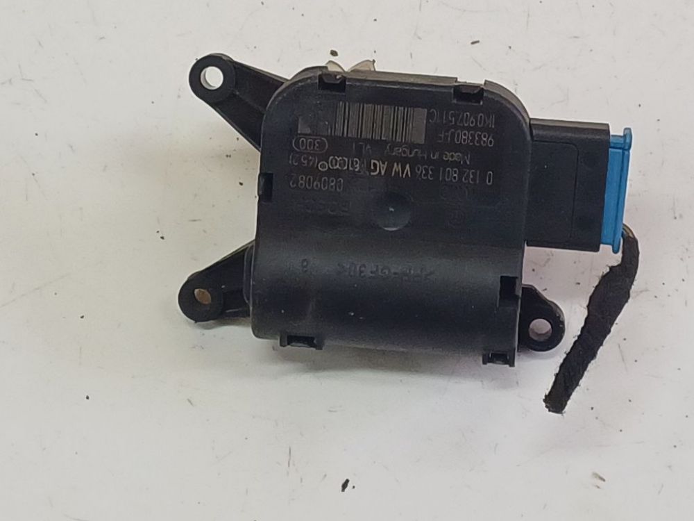 0132801336 Volkswagen Golf 2008 Heater Vent Flap Control Actuator Motor