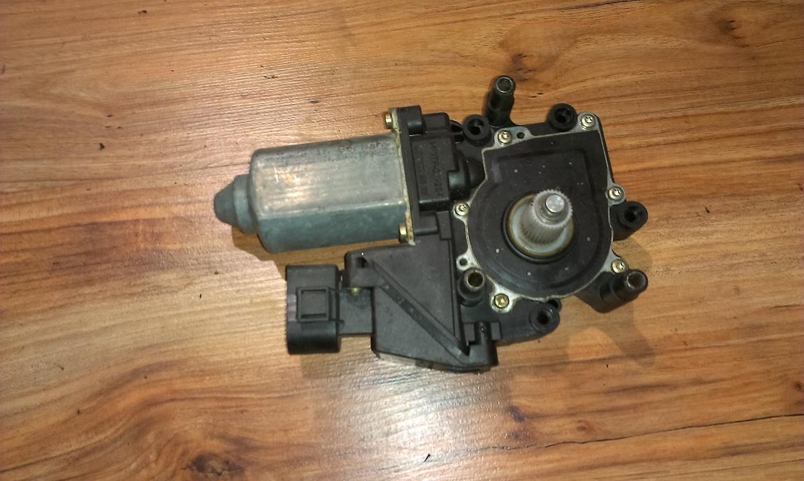 0536001401 Audi A4 1998 Durvju loga pacēlāja motors