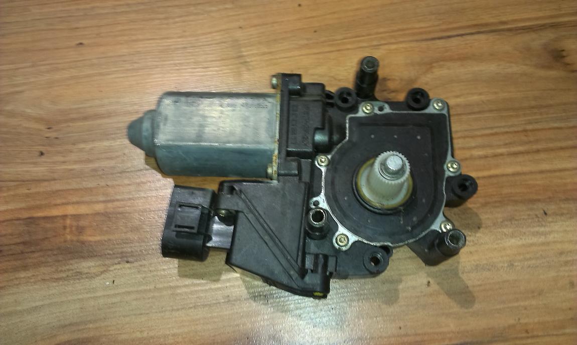 0536001401 Audi A4 1998 Durvju loga pacēlāja motors