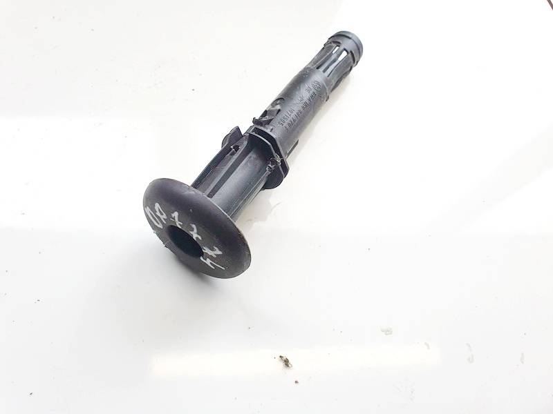 1K0881920F Volkswagen Jetta 2006 Salono apdaila (plastmases) - Thumbnail 3