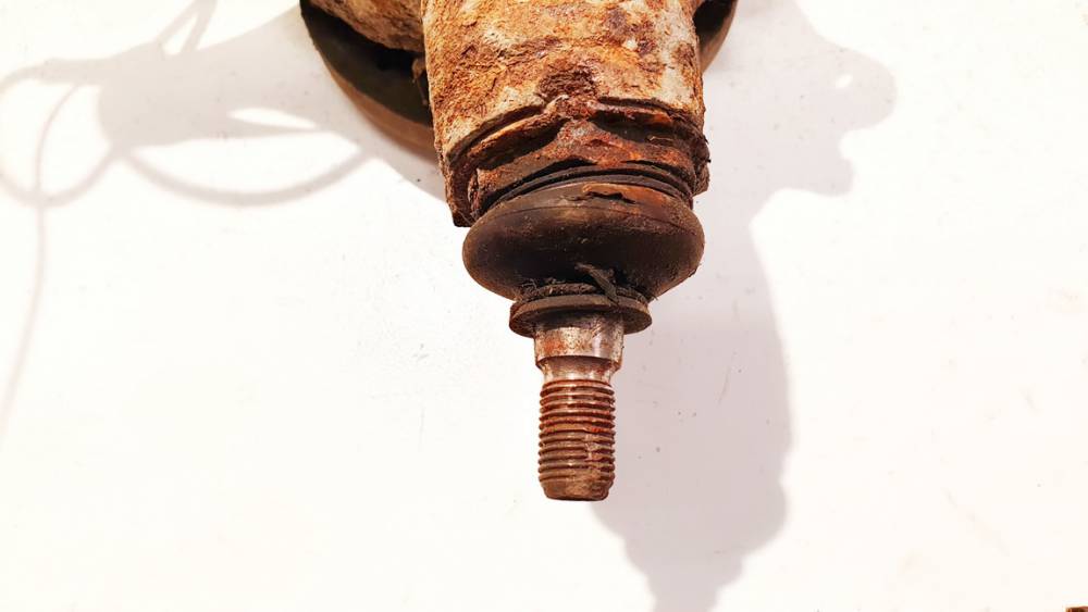 Peugeot 307 2002 Steering knuckle - FRONT LEFT - Thumbnail 3