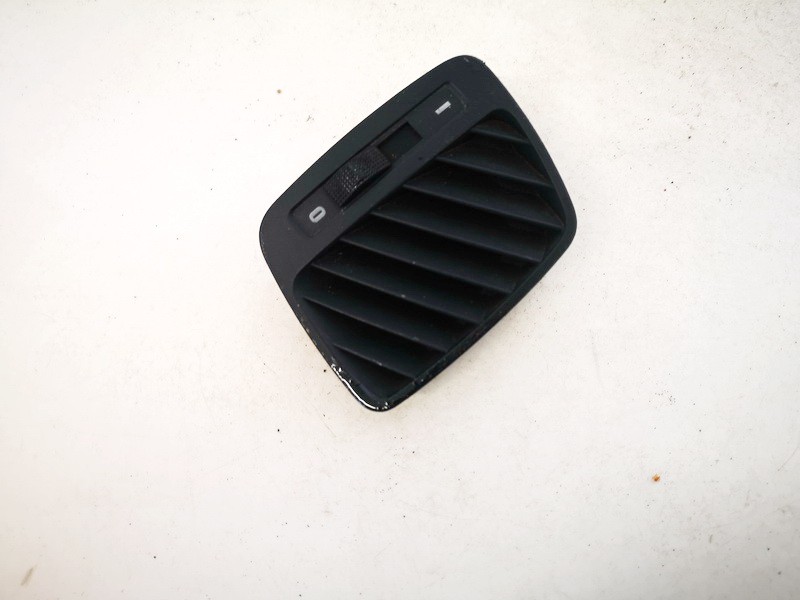 4B0819794 Audi A6 1998 Dash Vent (Air Vent Grille)