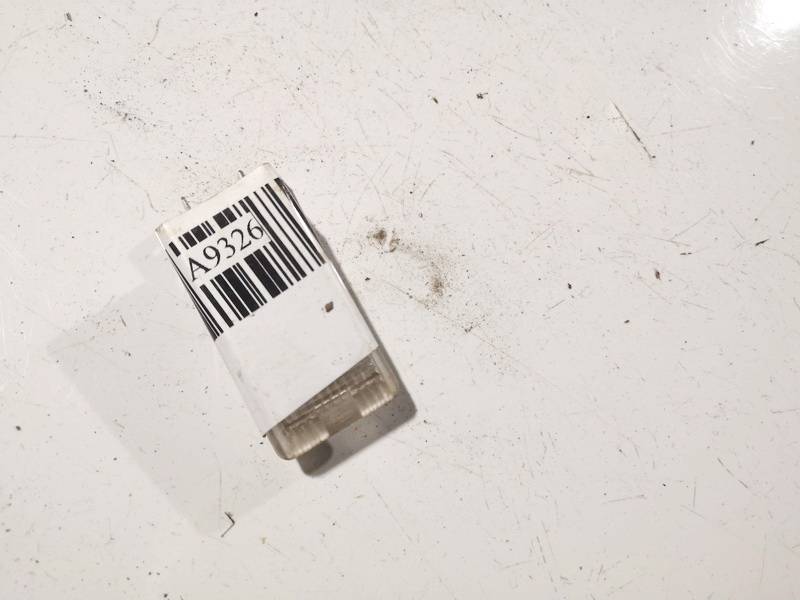 Opel Tigra 2005 Salono lemputė