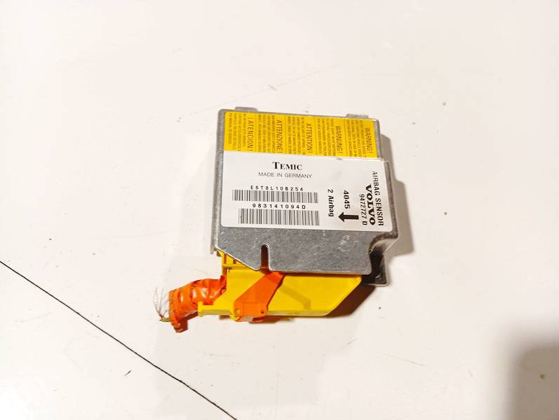 9472727D Volvo V70 1999 Airbag crash sensors module