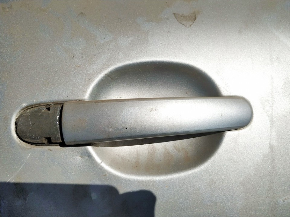 Volkswagen Passat 2003 Poignée de porte extérieure avant droite - Thumbnail 3