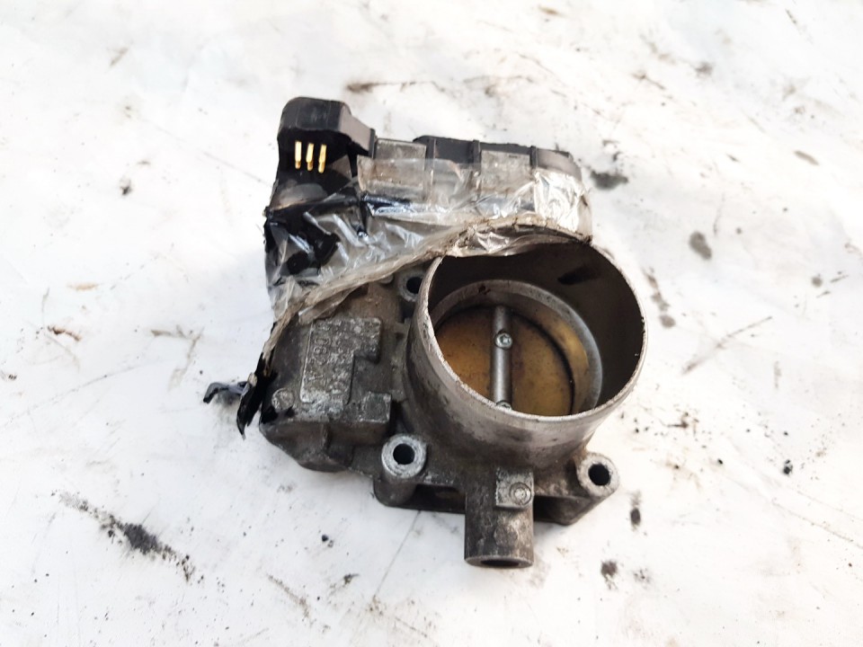 03C133062C Volkswagen Golf 1998 Zawór przepustnicy