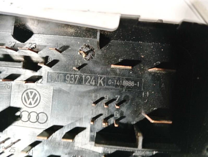 1K0937124K Volkswagen Golf 2004 Fuse box - Thumbnail 3