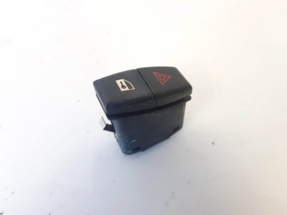 6131691950606 549.5195.00 Hazard switch BMW X5 2007 EIS01309817