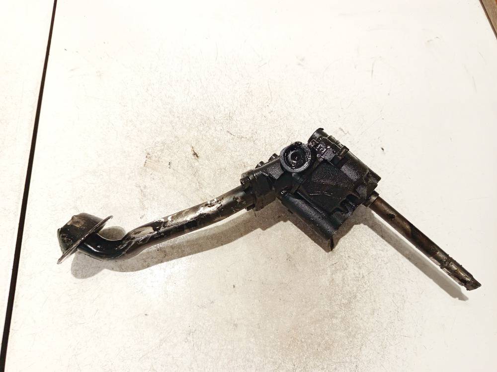 026115153A Audi A4 1996 Pompa oleju