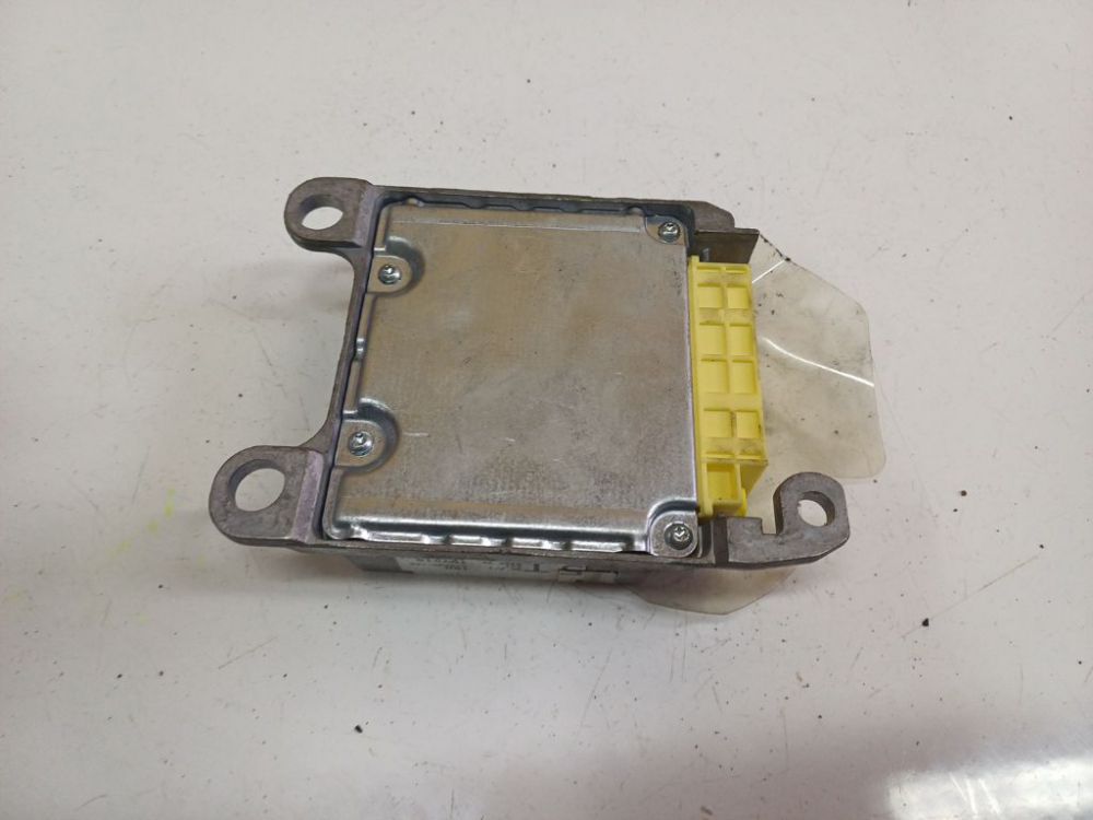 215537106 Toyota Auris 2007 Komputer SRS airbag – moduł sterujący poduszek powietrznych