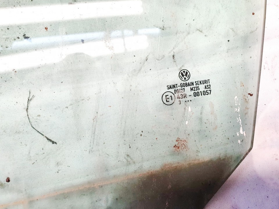 Volkswagen Golf 2004 LUNA DELANTERA DERECHA, Luna de la puerta delantera - FRENTE DERECHO - Thumbnail 3