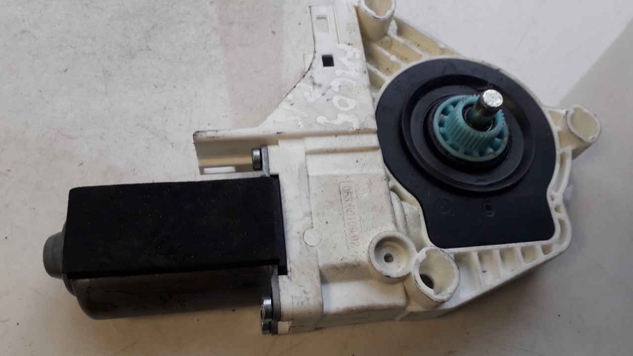 0536010002 Audi A5 2011 Window Motor - FRONT LEFT - Thumbnail 2