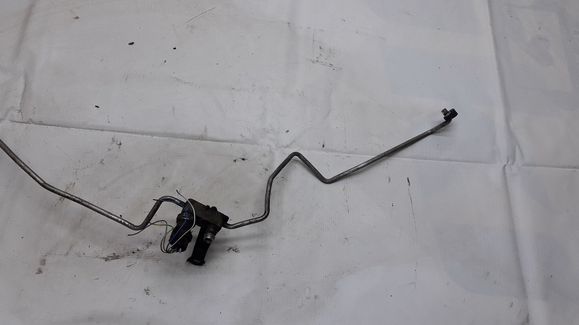 Toyota Corolla Verso 2003 Ilmastointilaitteen putki-letku - Thumbnail 2