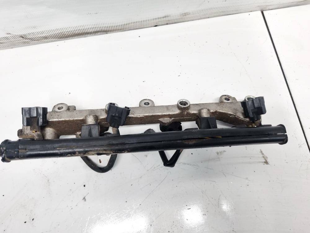 Honda Accord 1996 Fuel injector rail (injectors)(Fuel distributor)